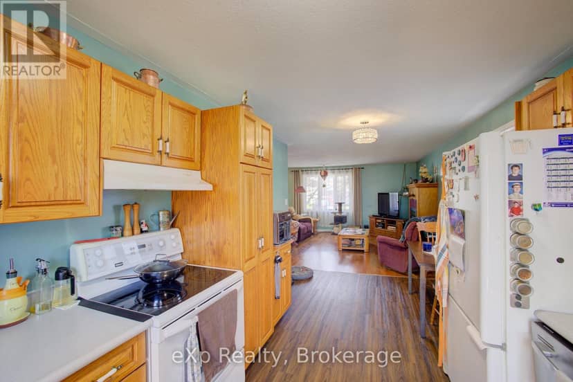 685 Reserve Avenue S — photo 13 of 36