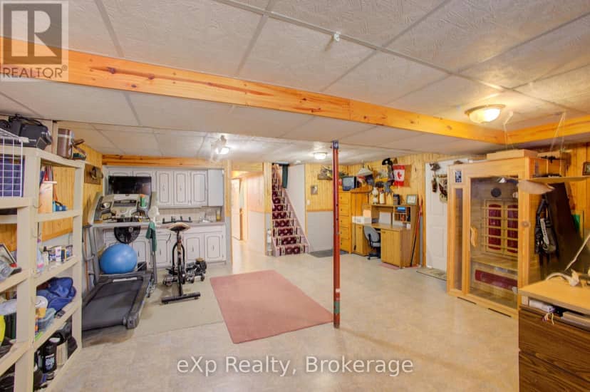 685 Reserve Avenue S — photo 21 of 36