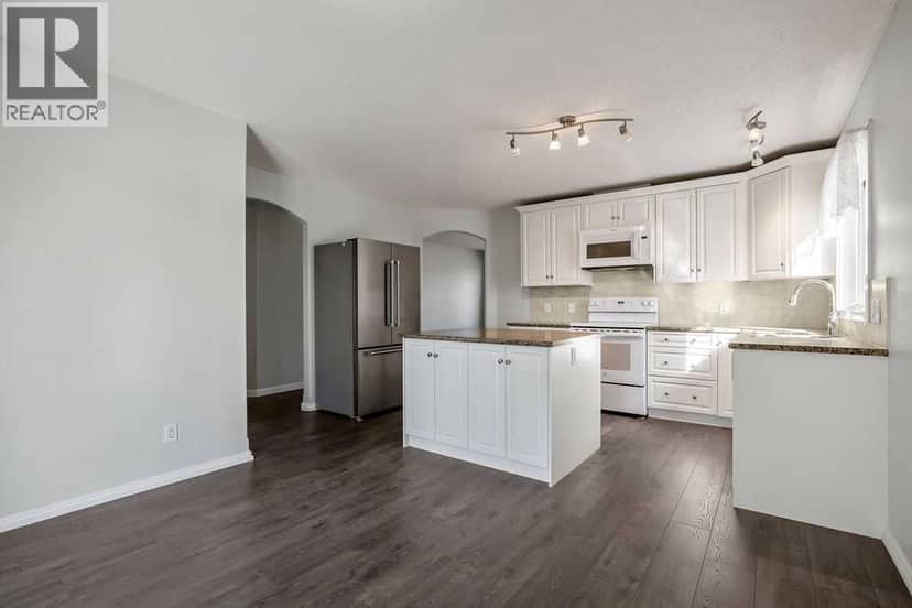 117 Caspell Street — photo 13 of 36