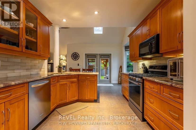 45 Westwood Drive — photo 1 of 40