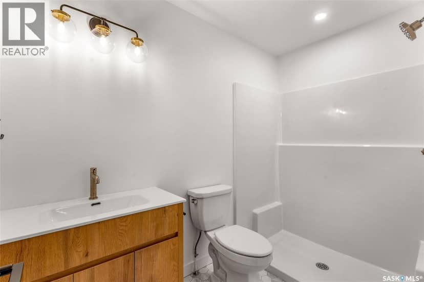 624 11th STREET — photo 27 of 40