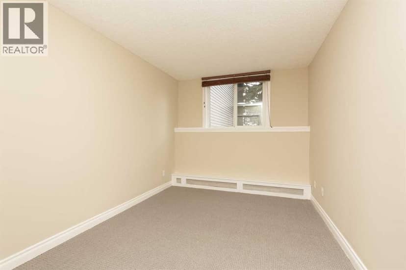 105B, 295 Columbia Boulevard W — photo 12 of 23