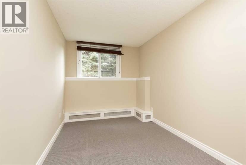 105B, 295 Columbia Boulevard W — photo 9 of 23