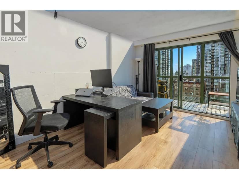 905 1188 Howe Street, Vancouver, photo 4