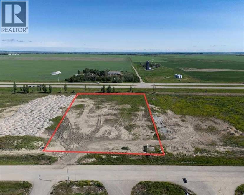 52 Durum Dr, Rural Wheatland County, photo 2