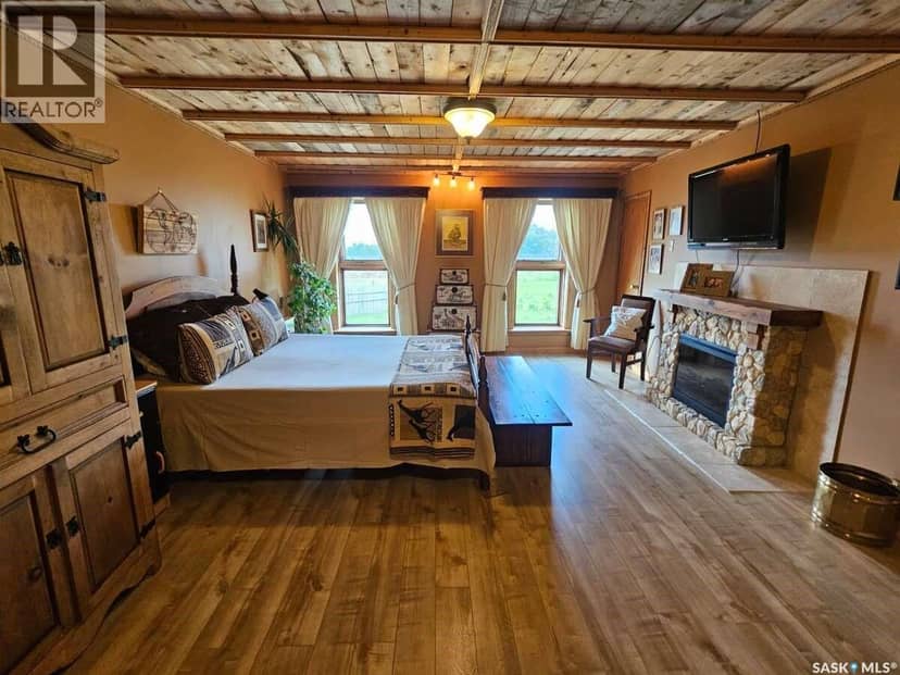 SE29 25 5 W2 RM 244 — photo 13 of 40