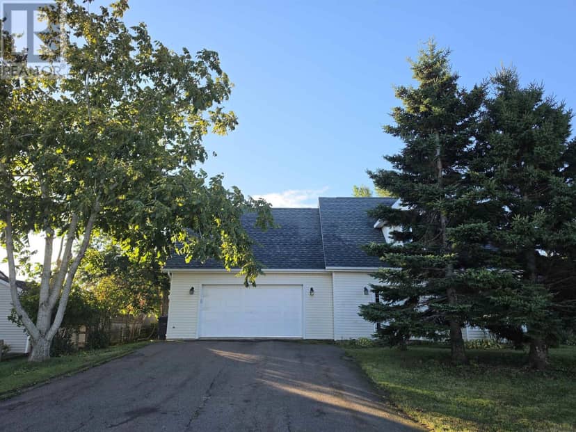 28 Arcona Drive, Sherwood, photo 2