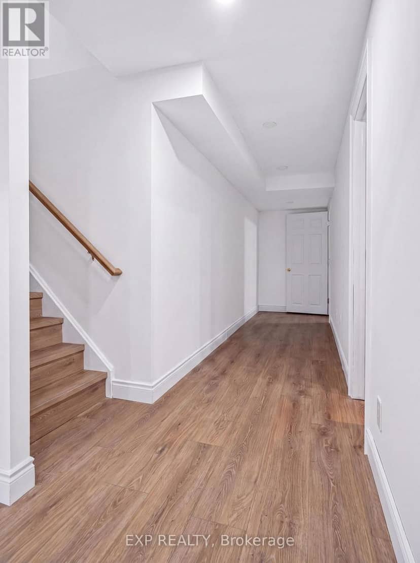 664 Dolby Crescent — photo 16 of 31