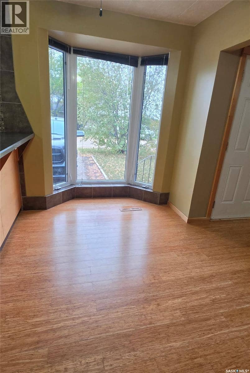 332 1st AVENUE NW — photo 11 of 40