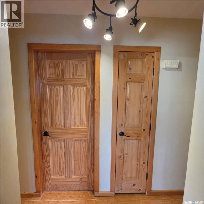 332 1st AVENUE NW — photo 26 of 40
