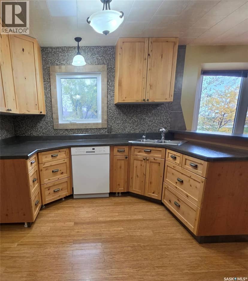 332 1st AVENUE NW, Preeceville, photo 8