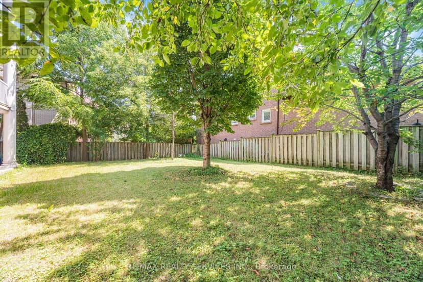 135 Spruce Avenue — photo 20 of 22