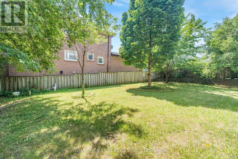 135 Spruce Avenue — photo 21 of 22