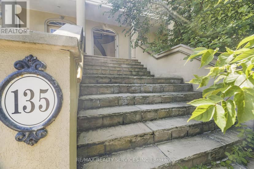 135 Spruce Avenue, Richmond Hill, photo 6