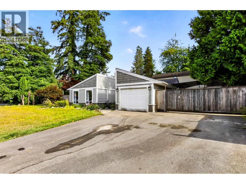 21598 Spring Avenue, Maple Ridge, photo 2