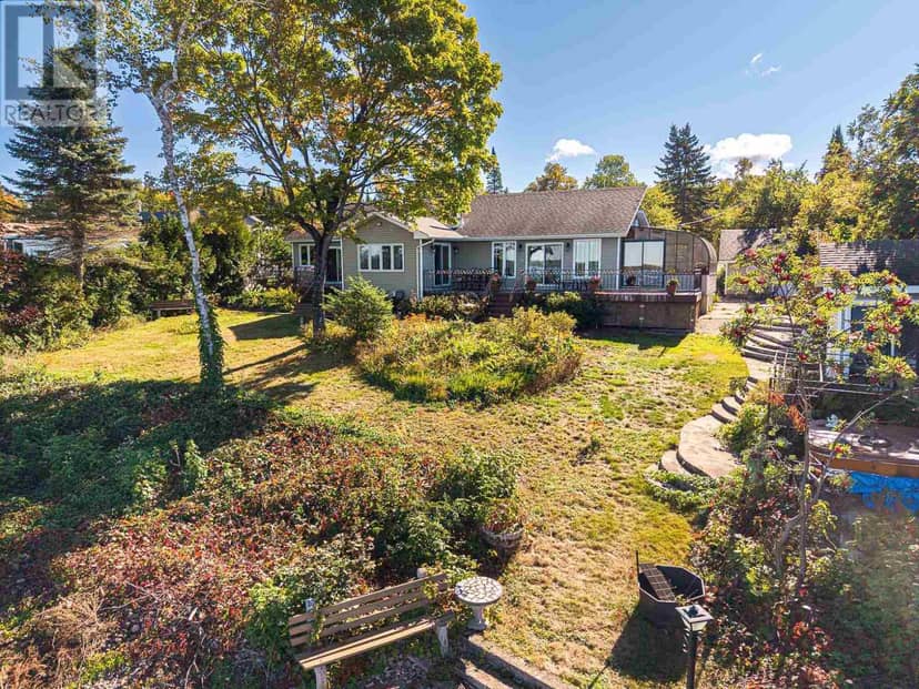 1944 Havilland Shores DR, Goulais River