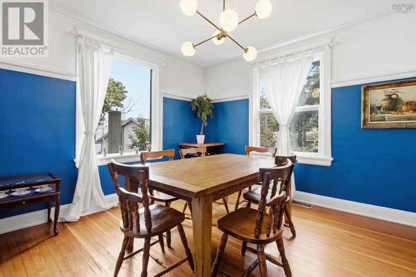 3622 Barrington Street — photo 10 of 40