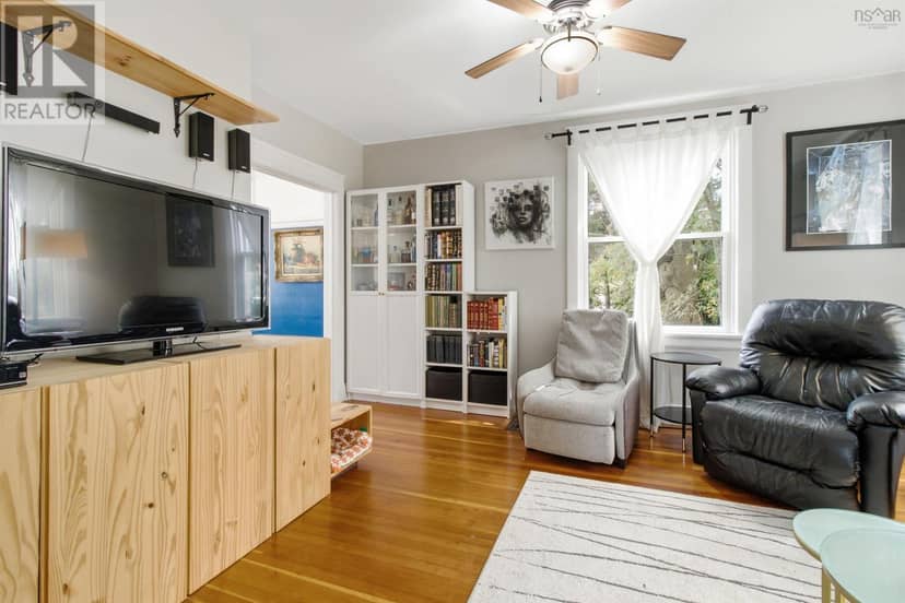 3622 Barrington Street — photo 8 of 40