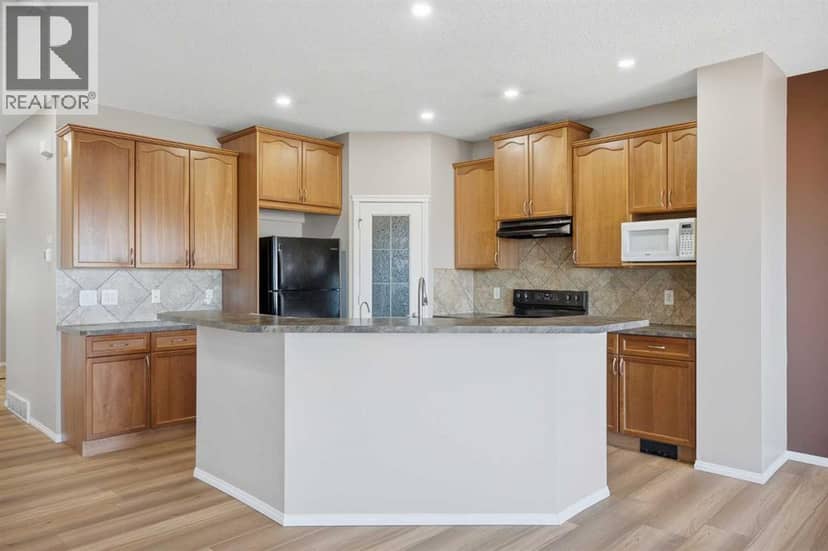 249 Saddlecrest Way NE, Calgary, photo 3