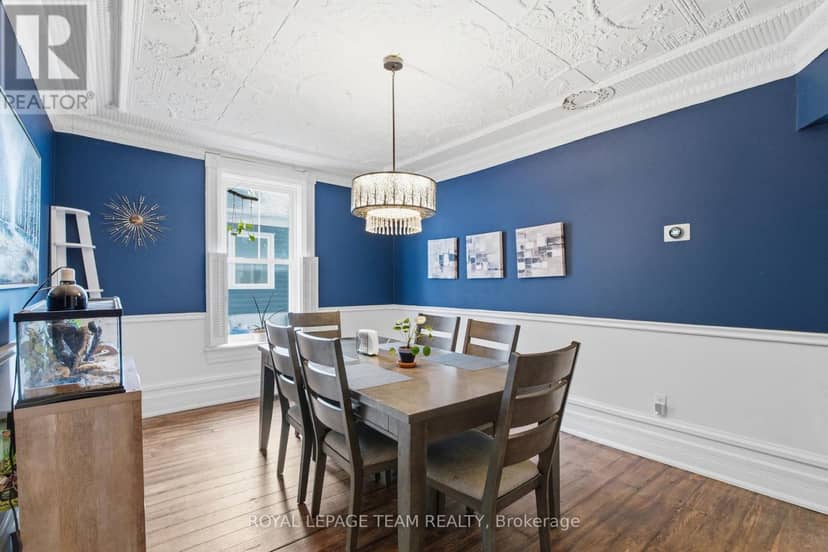 224 Reuben Crescent — photo 11 of 35