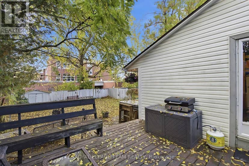 224 Reuben Crescent — photo 27 of 35