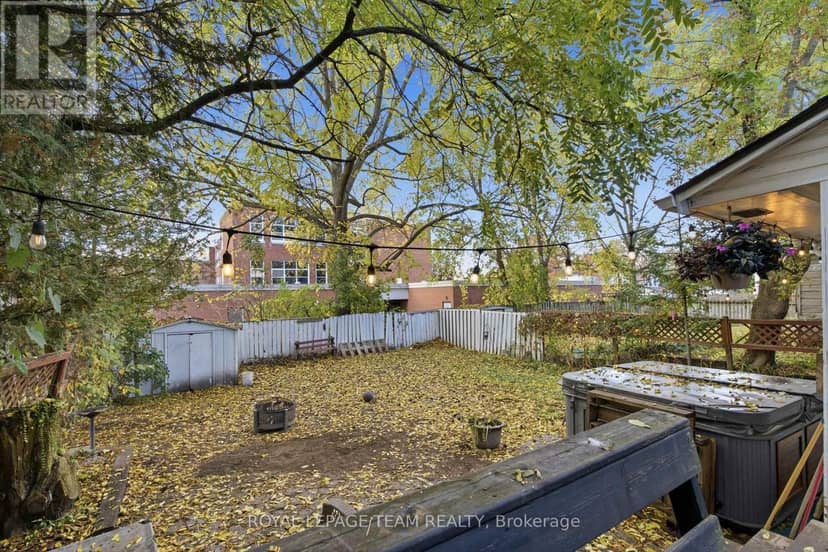 224 Reuben Crescent — photo 29 of 35