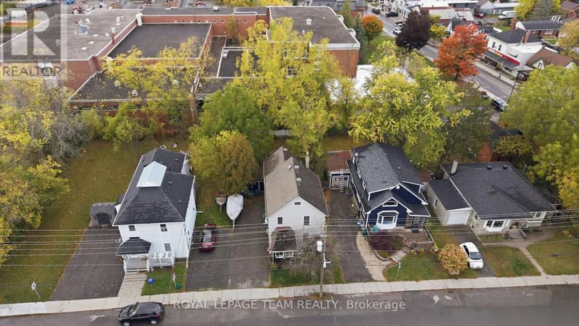 224 Reuben Crescent — photo 33 of 35
