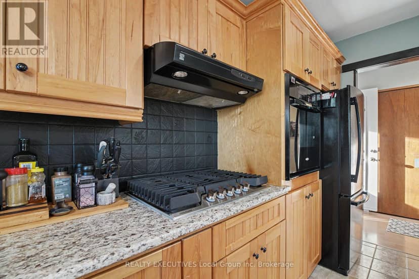 824 Ski Club Road — photo 11 of 40