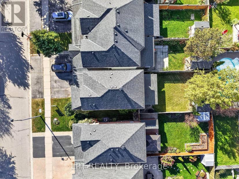 32 Primeau Avenue, Whitby, photo 5