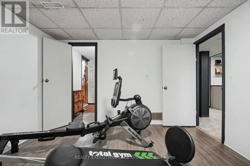856 Jane Street — photo 32 of 40