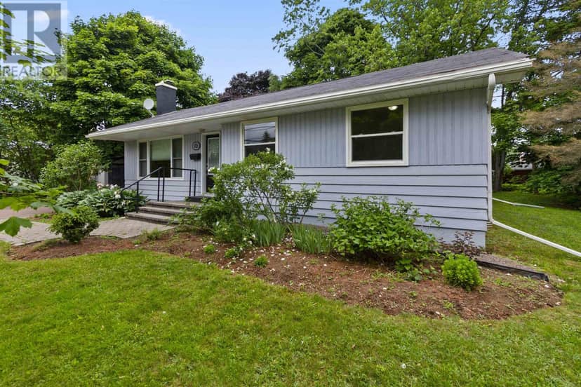 68 Mount Edward Road — photo 17 of 24