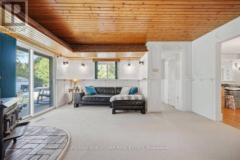 518 Rosebank Road — photo 22 of 31