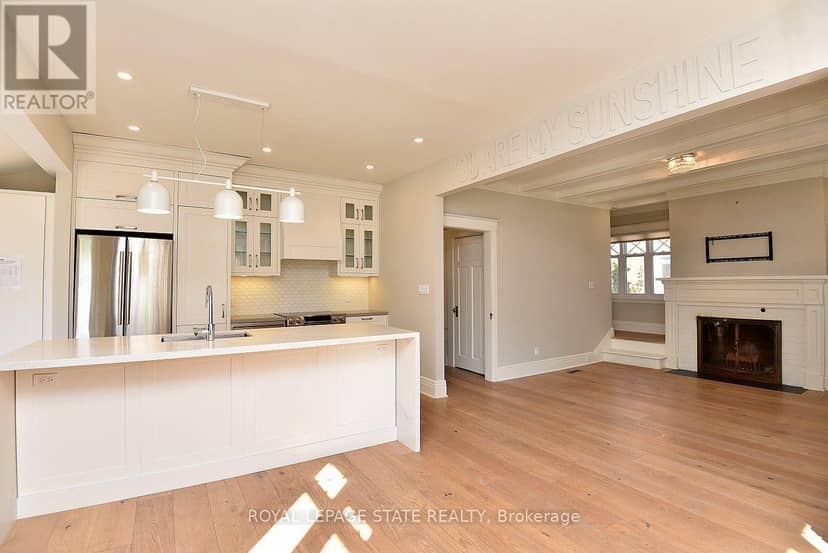 6 Nelles Boulevard — photo 11 of 40