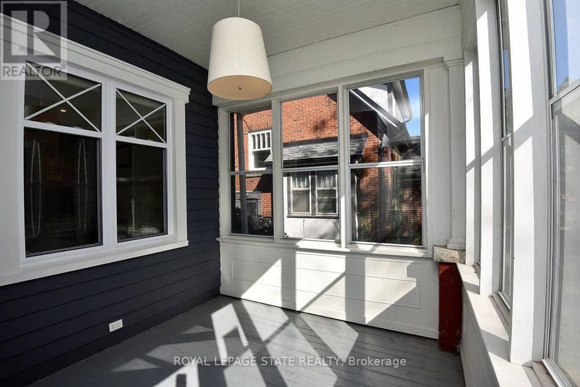 6 Nelles Boulevard — photo 31 of 40