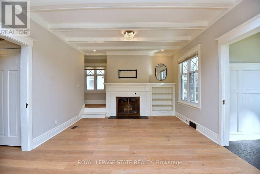 6 Nelles Boulevard — photo 9 of 40