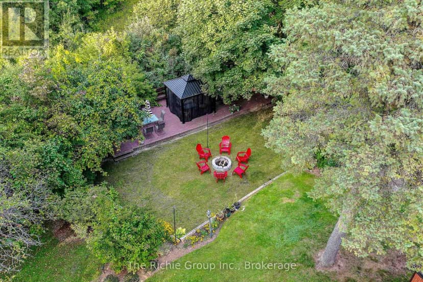 21 Bartley Drive — photo 16 of 19
