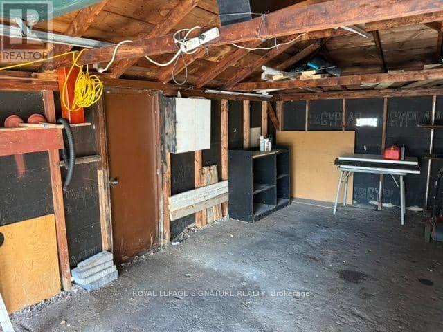 16 Hoshlega Drive — photo 26 of 28