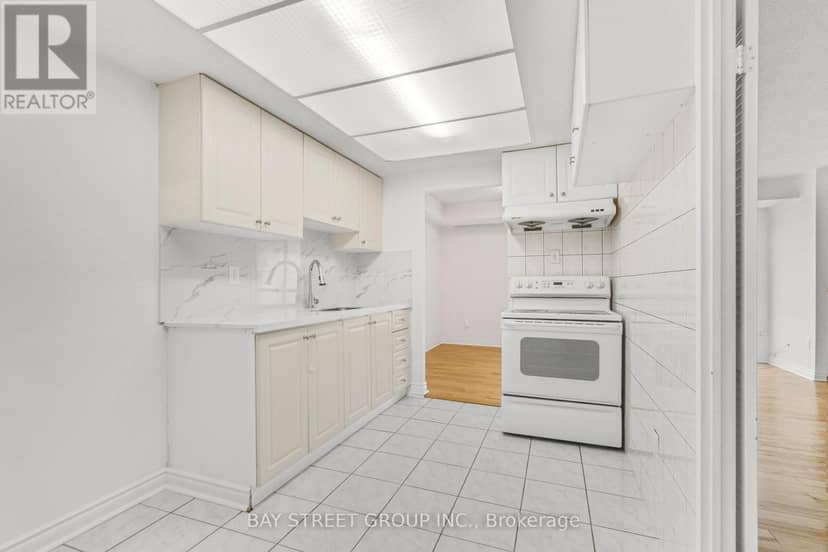 1207 - 10 Stonehill Court — photo 17 of 40