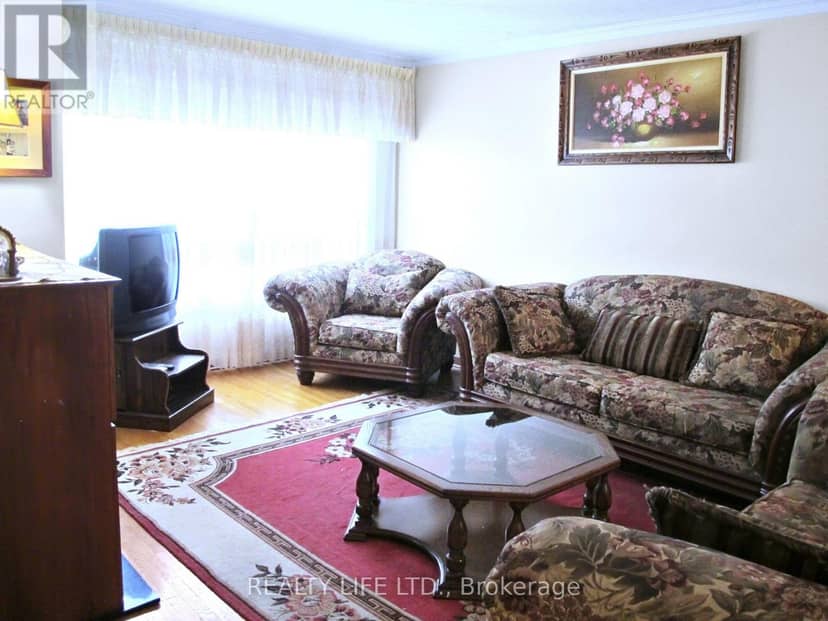 61 Cameron Avenue — photo 7 of 30