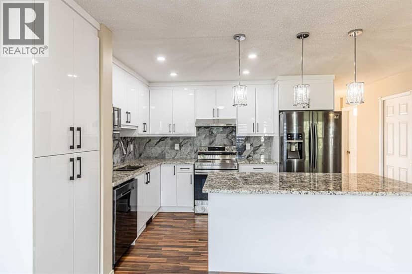 769 Coral Springs Boulevard NE — photo 20 of 39