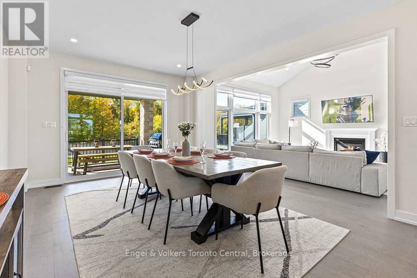 125 Stoneleigh Drive — photo 9 of 40