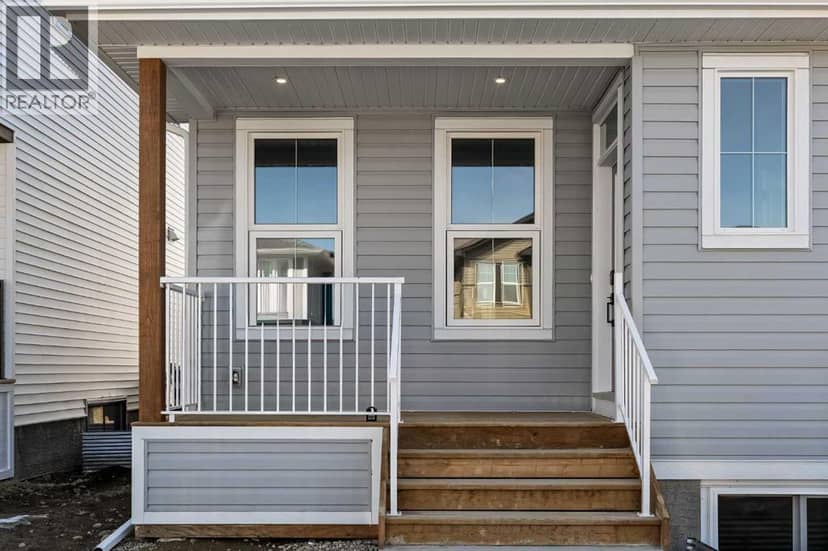 1133 Chinook Gate Bay SW, Airdrie, photo 2