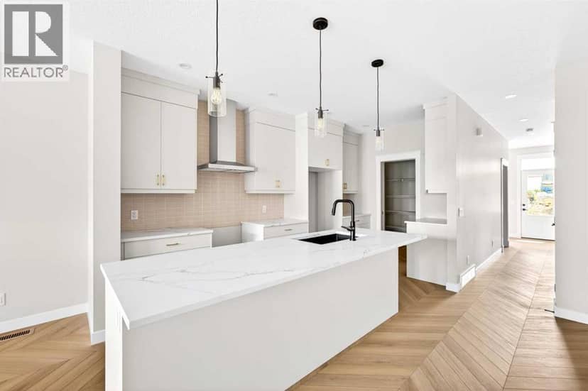 3130 Chinook Winds Drive SW — photo 14 of 40
