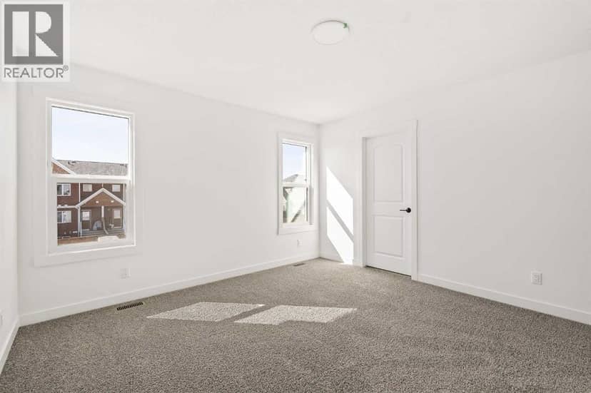 1133 Chinook Gate Bay SW — photo 34 of 40