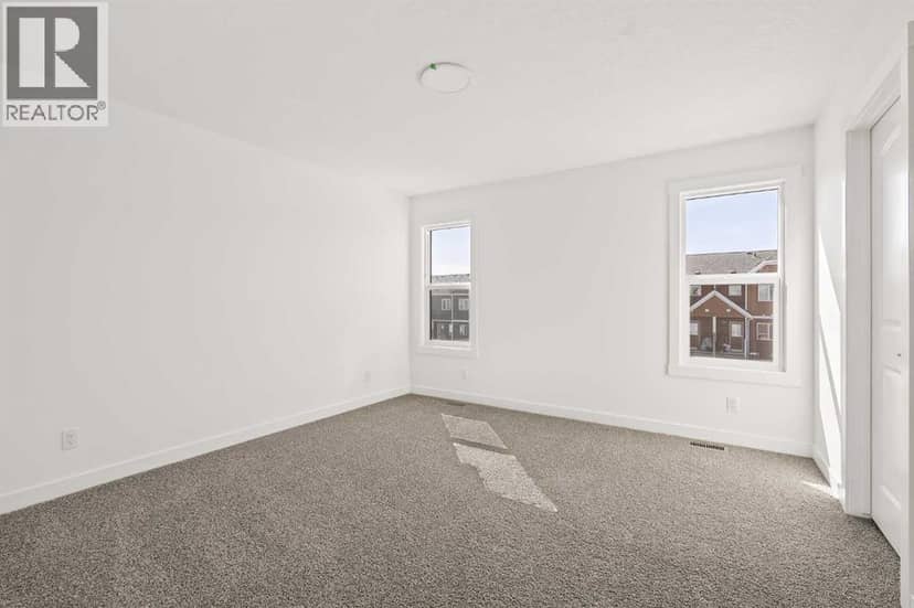 1133 Chinook Gate Bay SW — photo 33 of 40