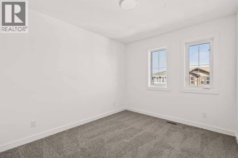 1133 Chinook Gate Bay SW — photo 40 of 40