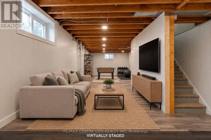 549 Victoria Street — photo 25 of 40
