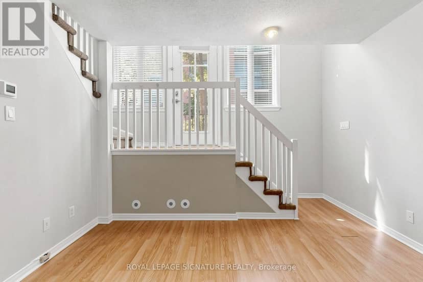 929 - 50 Western Battery Road — photo 19 of 33