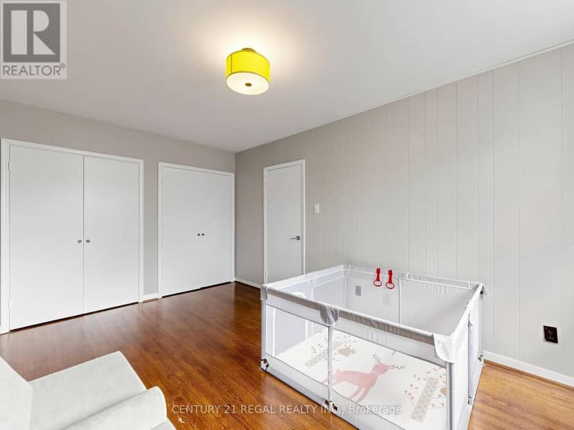 77 Billington Crescent — photo 39 of 40