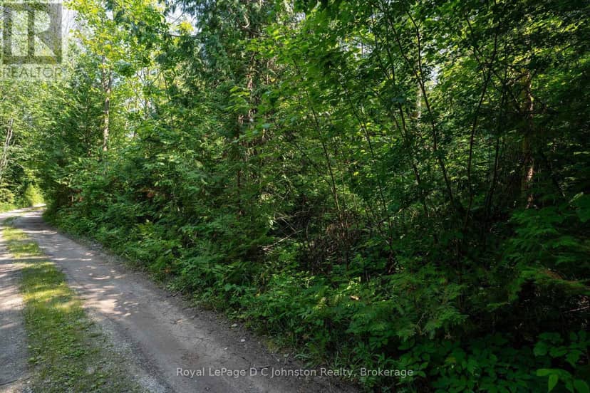 89 Sprucedale Drive — photo 9 of 9